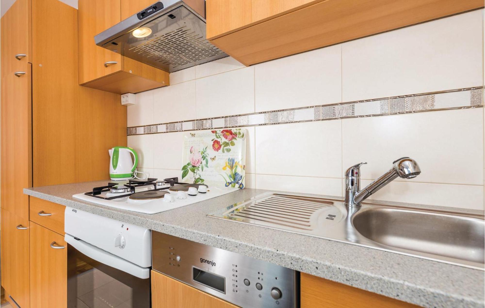 Stunning Apartment In Moscenicka Draga Exterior photo